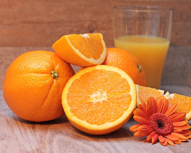 pomeranče na džus
